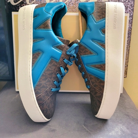 Michael kors running shoes - Picture 1 of 5